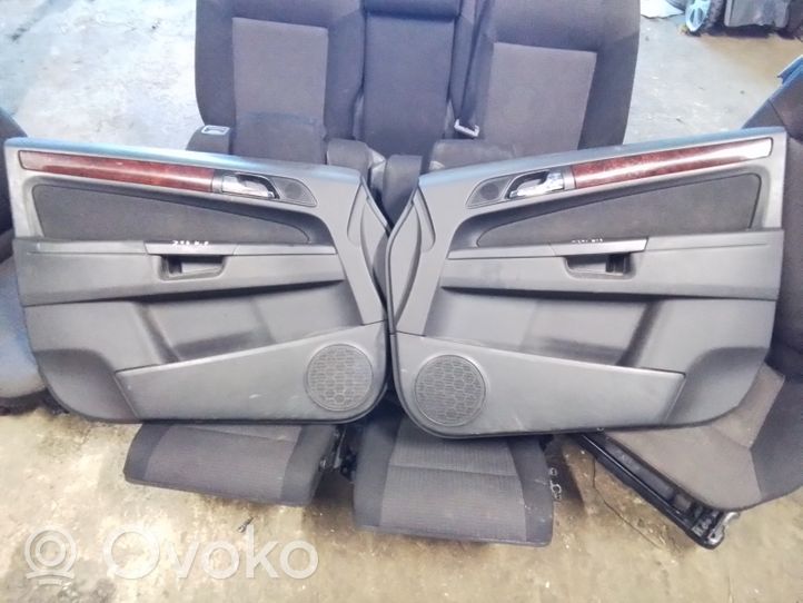 Opel Zafira B Set di rivestimento sedili e portiere 