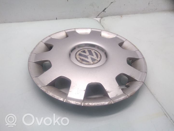 Volkswagen Golf III Mozzo/copricerchi/borchia della ruota R15 1J0601147L