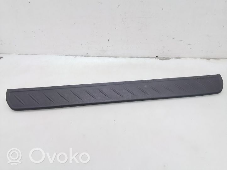 Honda Civic Etuoven kynnyksen suojalista 84202