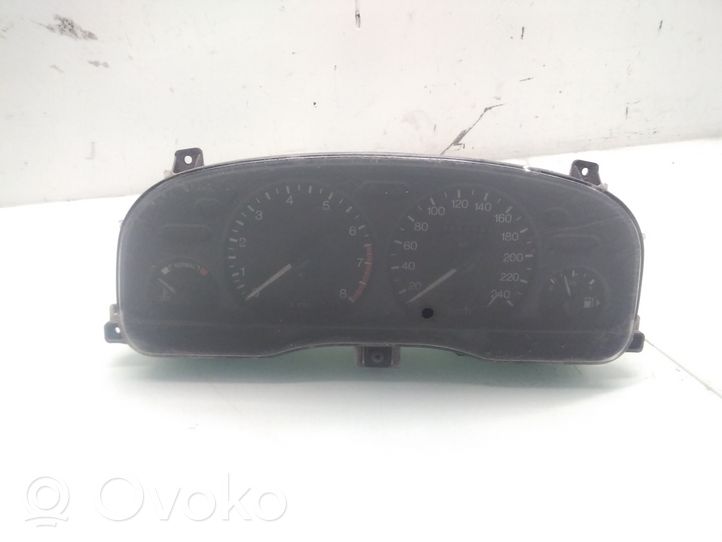 Ford Mondeo MK I Spidometrs (instrumentu panelī) 93BB10C956CA