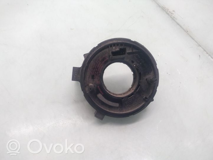 Audi A4 S4 B5 8D Innesco anello di contatto dell’airbag (anello SRS) 1J0959653B