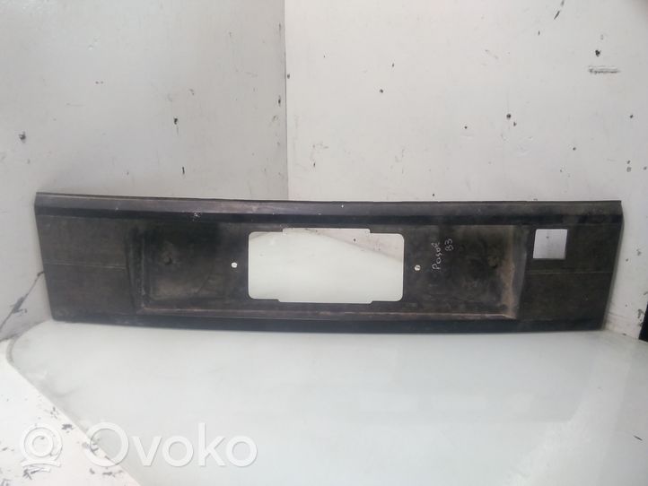 Volkswagen PASSAT B3 Takaluukun rekisterikilven valon palkki 333853489