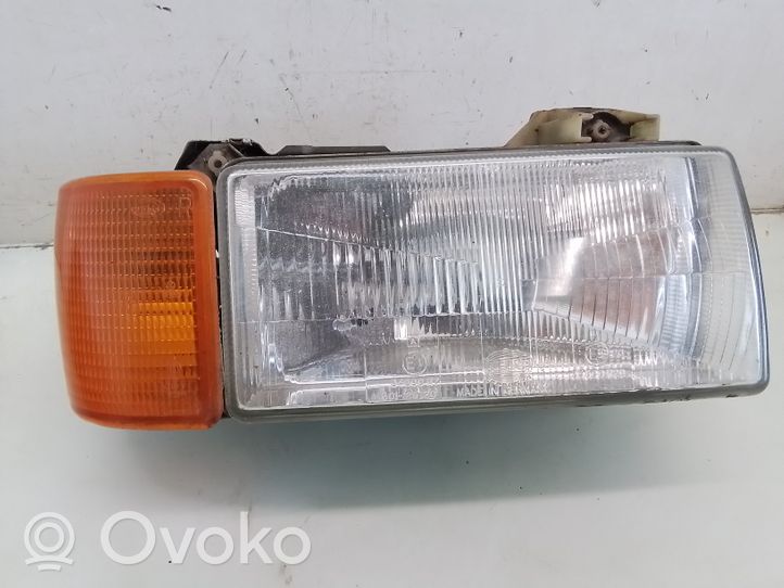 Audi 80 90 B2 Передняя фара 301129120