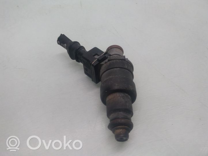 Jeep Cherokee XJ Injecteur de carburant 53030778