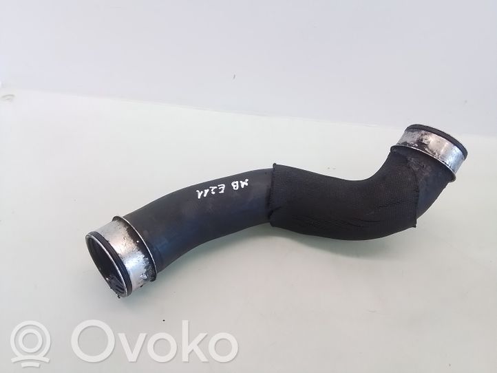 MercedesBenz E W211 Intercooler hose/pipe, 10.00 € RRR