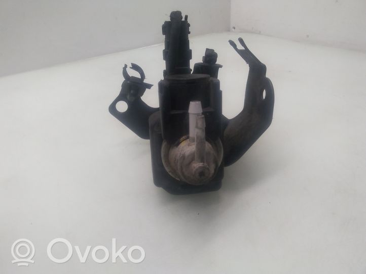 Hyundai i30 Solenoidinis vožtuvas 394502A600