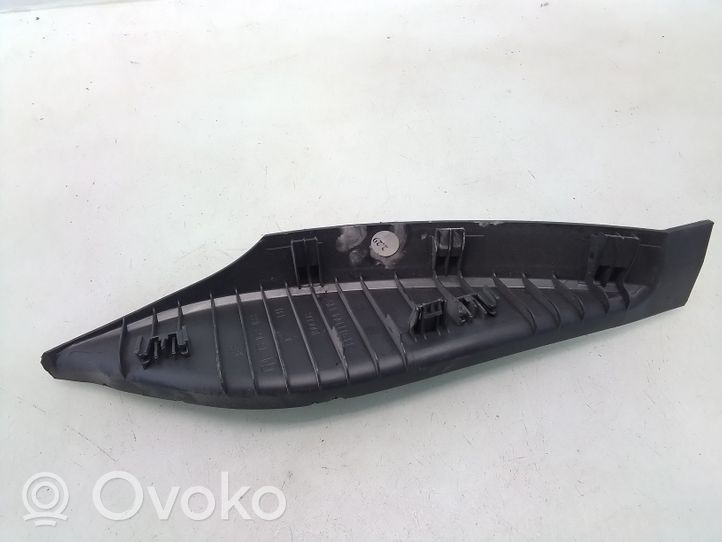 Opel Zafira B Kojelaudan sivupäätyverhoilu 13162483