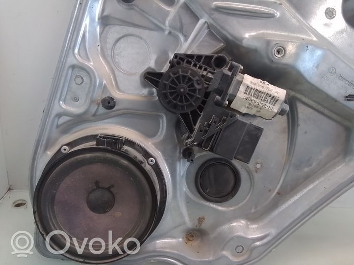 Volkswagen Golf IV Elektryczny podnośnik szyby drzwi tylnych 3B9839756C