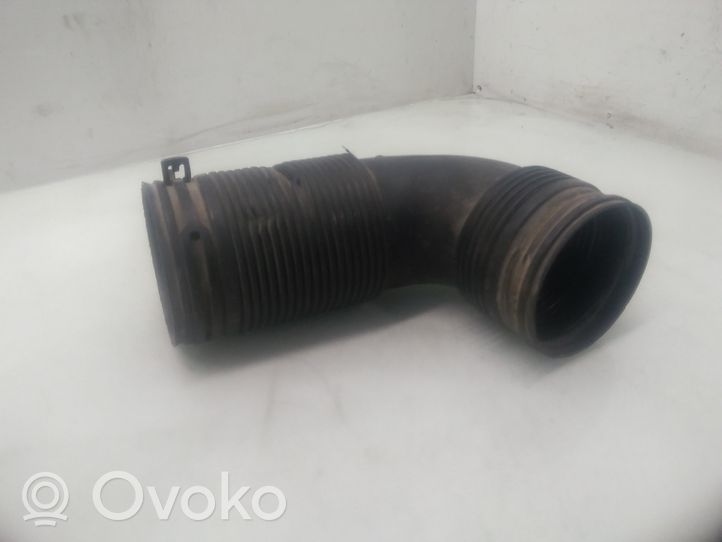 Volkswagen Sharan Część rury dolotu powietrza 7M0129627AA