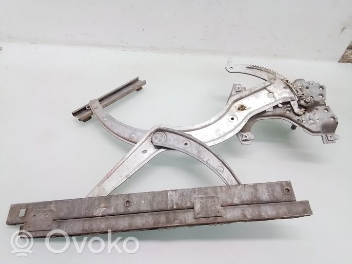 Volkswagen PASSAT B3 Front door manual window regulator 357837401