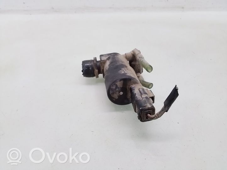 Nissan Terrano Pompa spryskiwacza szyby przedniej / czołowej 8200194414