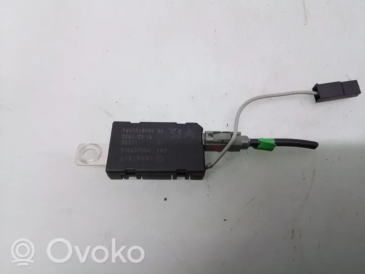 Citroen C4 Grand Picasso Aerial antenna amplifier 965701808000