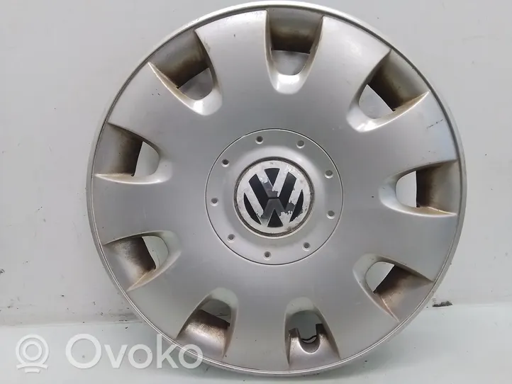 Volkswagen PASSAT B5 R15 wheel hub/cap/trim 