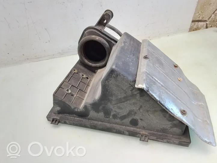 Audi A6 S6 C4 4A Oro filtro dėžės dangtelis 4A0129607J