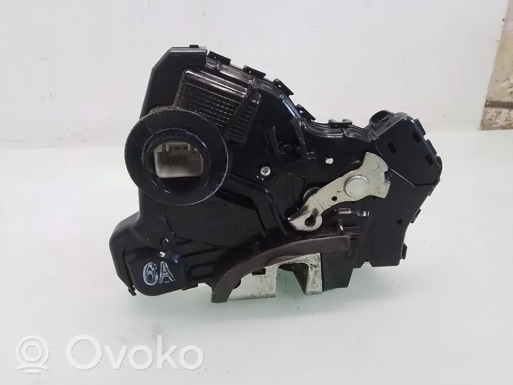 Toyota Auris 150 Zamek drzwi przednich A046693