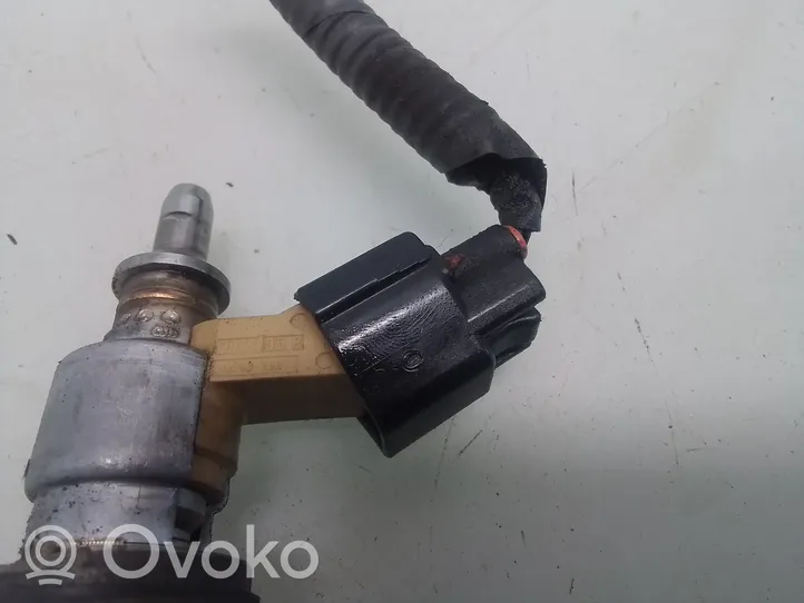 Toyota Auris 150 Injecteur de carburant 2371026011