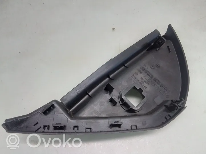 Renault Megane II Panelės apdailos skydas (šoninis) 8200179045