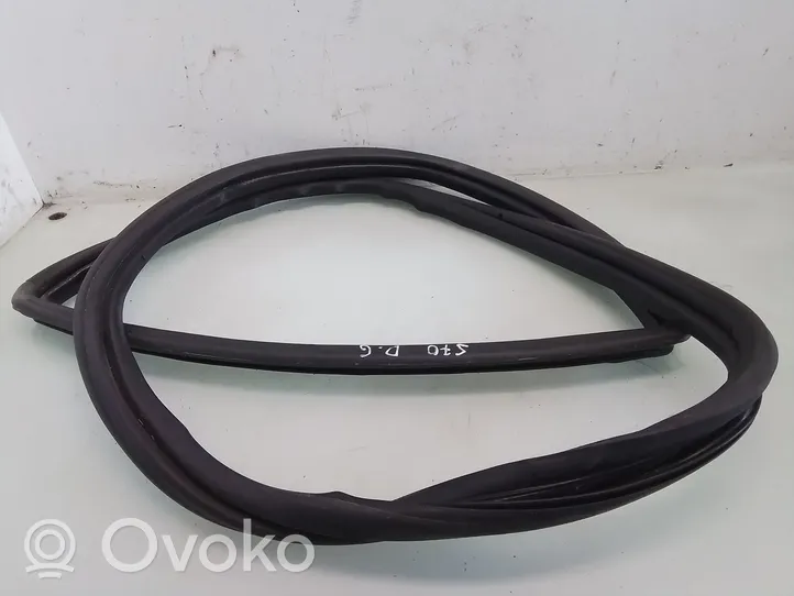 Volvo S70  V70  V70 XC Rear door rubber seal (on body) 