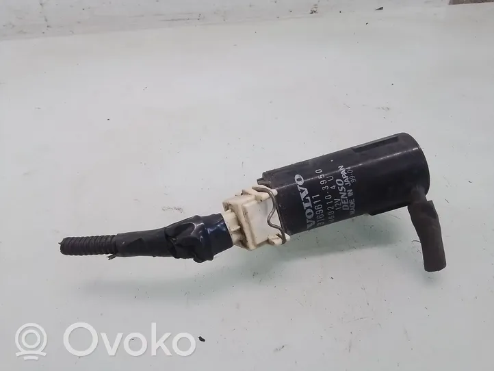 Volvo S70  V70  V70 XC Windscreen/windshield washer pump 9169611