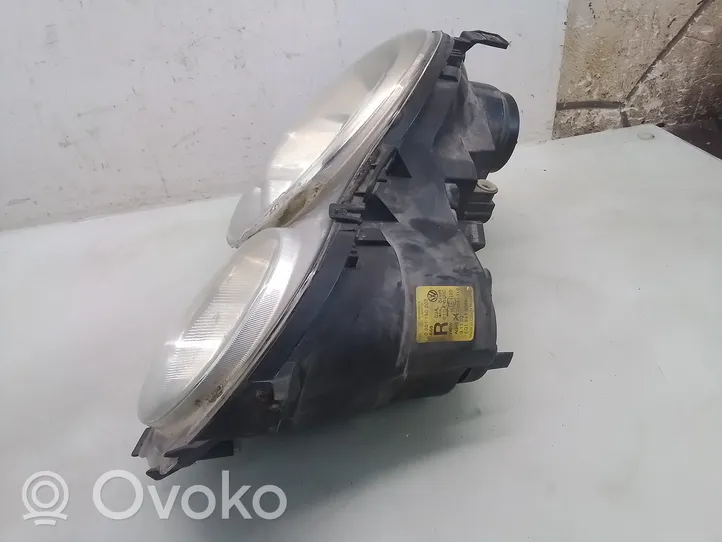 Volkswagen Polo Headlight/headlamp 