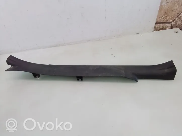 Toyota Corolla Verso E121 Takaoven kynnyksen suojalista 679180F010