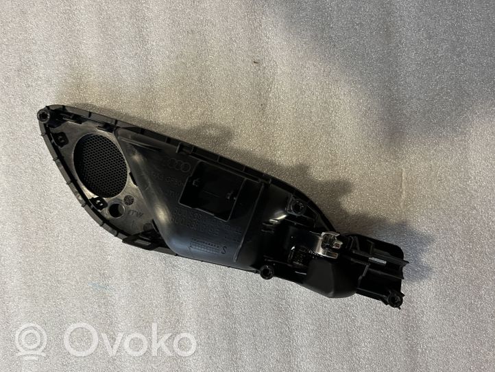 Audi Q3 8U Внутренняя ручка 8U0839019C