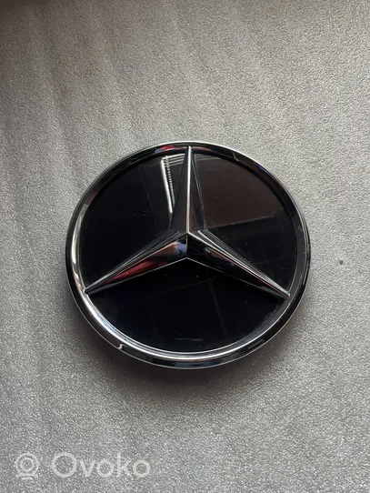 Mercedes-Benz GLA H247 Emblemat / Znaczek A0008880400