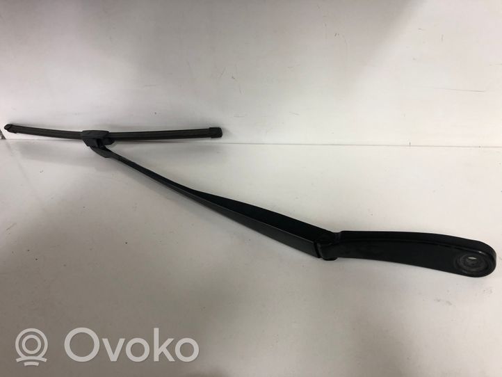 BMW 5 GT F07 Brazo del limpiaparabrisas delantero 7211261