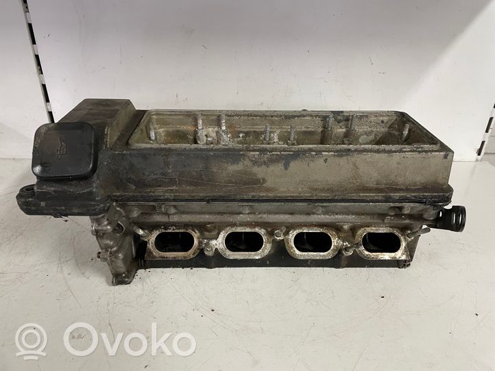 BMW 7 E32 Engine head 