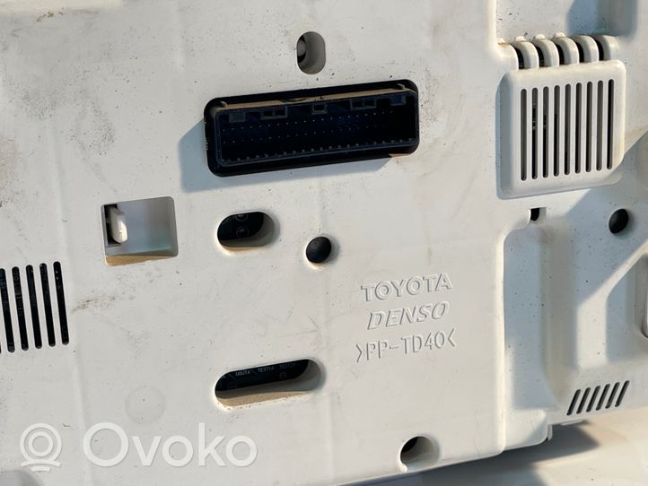 Toyota RAV 4 (XA50) Compteur de vitesse tableau de bord 