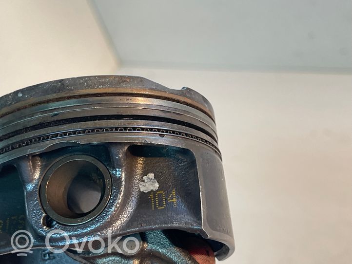 Volvo XC90 Piston avec bielle C7JR17S