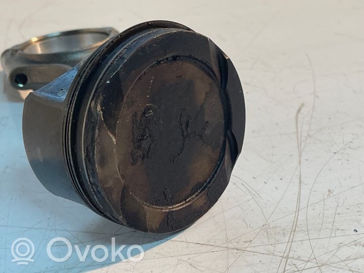 Volvo XC90 Piston avec bielle C7JR17S