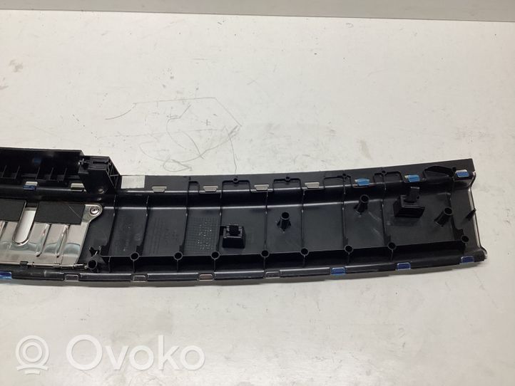 Volkswagen Touareg II Rivestimento di protezione sottoporta del bagagliaio/baule 7P0863459E