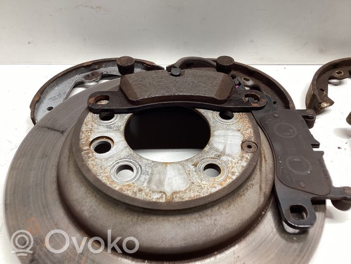 Volkswagen Touareg II Brake discs and calipers set 