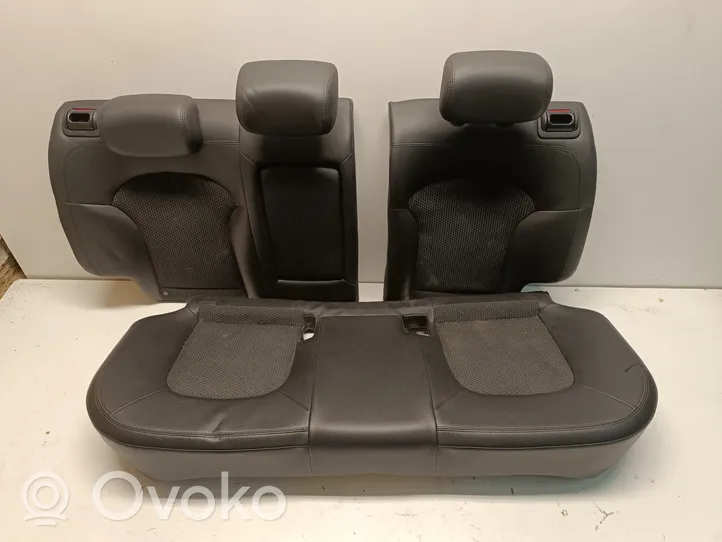 Hyundai ix35 Seat and door cards trim set 