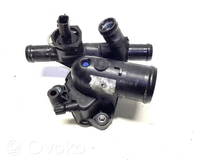 Nissan Qashqai Boîtier de thermostat / thermostat 8200907234