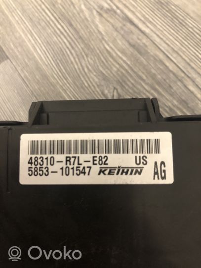 Honda CR-V Komputer / Sterownik ECU silnika 48310R7LE82