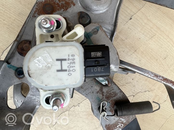Toyota C-HR Stabdžių pedalas 8951047040