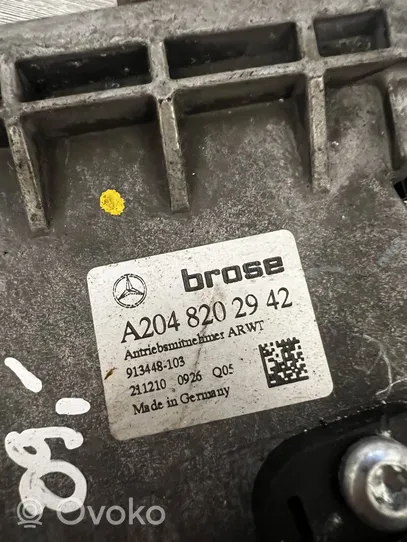 Mercedes-Benz C W204 Siłownik zamka klapy tylnej bagażnika A2048202942