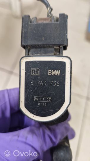 BMW X5 E70 Czujnik poziomowania świateł osi tylnej 6763736