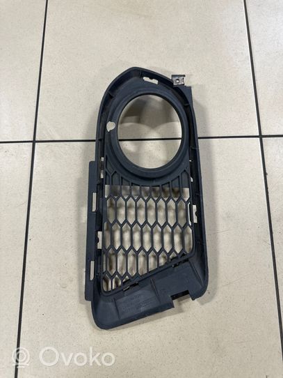 BMW 3 E92 E93 Grille antibrouillard avant 8041182