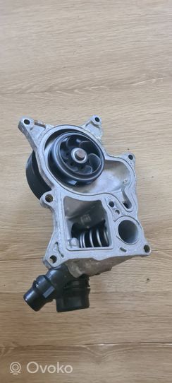 BMW 5 F10 F11 Kühlwasserpumpe Wasserpumpe 8507326