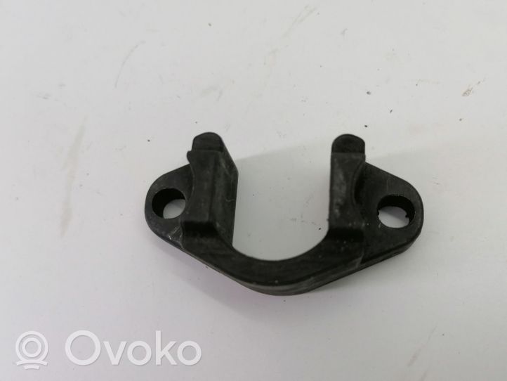 BMW 3 E46 Sprauslas turētājs/pleciņš 13537787215