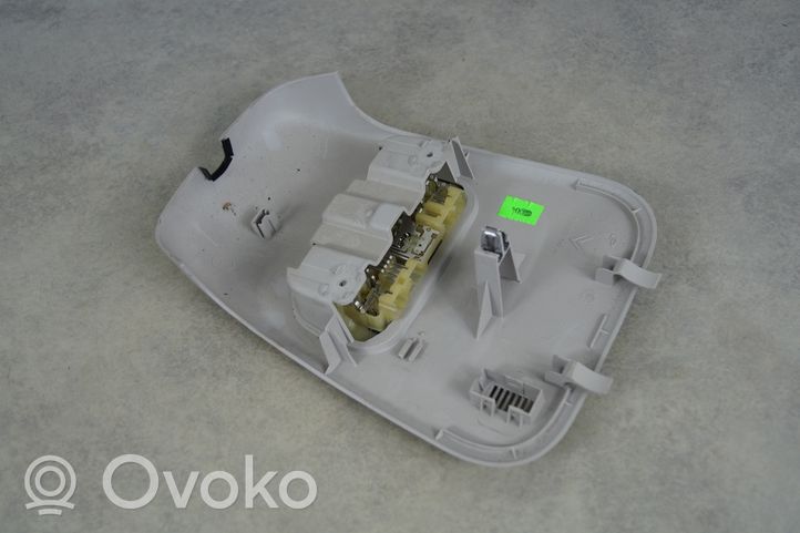 Citroen C3 Picasso Priekinių vietų apšvietimo žibintas 9684237380