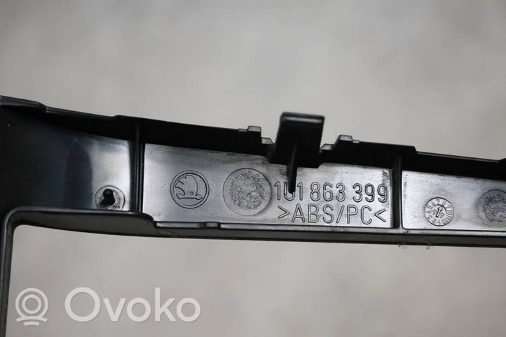 Skoda Octavia Mk1 (1U) Mascherina unità principale autoradio/GPS 1U1863399