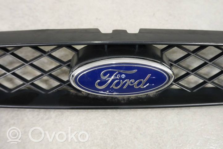 Ford Cougar Etupuskurin ylempi jäähdytinsäleikkö 98BG68200BFW