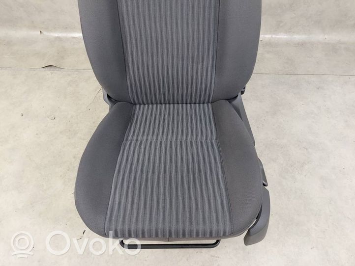 Ford C-MAX I Front driver seat 