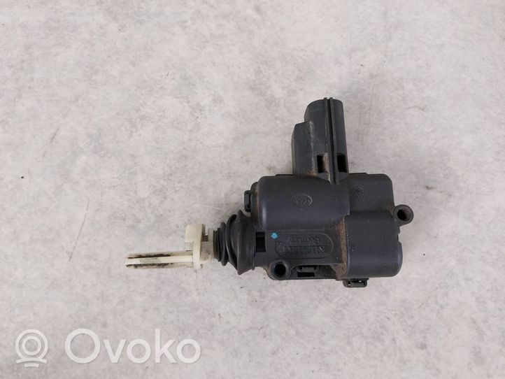 Ford C-MAX I Fuel tank cap lock 