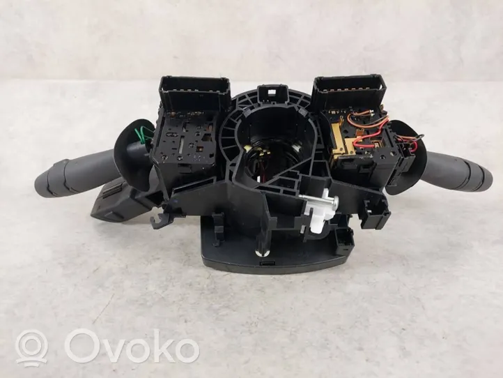 Renault Laguna II Leva/interruttore dell’indicatore di direzione e tergicristallo 8200328899