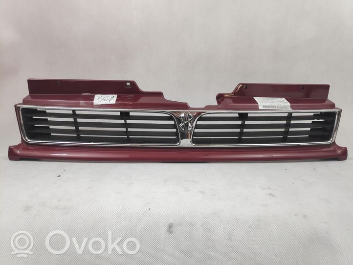 Hyundai Santamo Front bumper upper radiator grill 